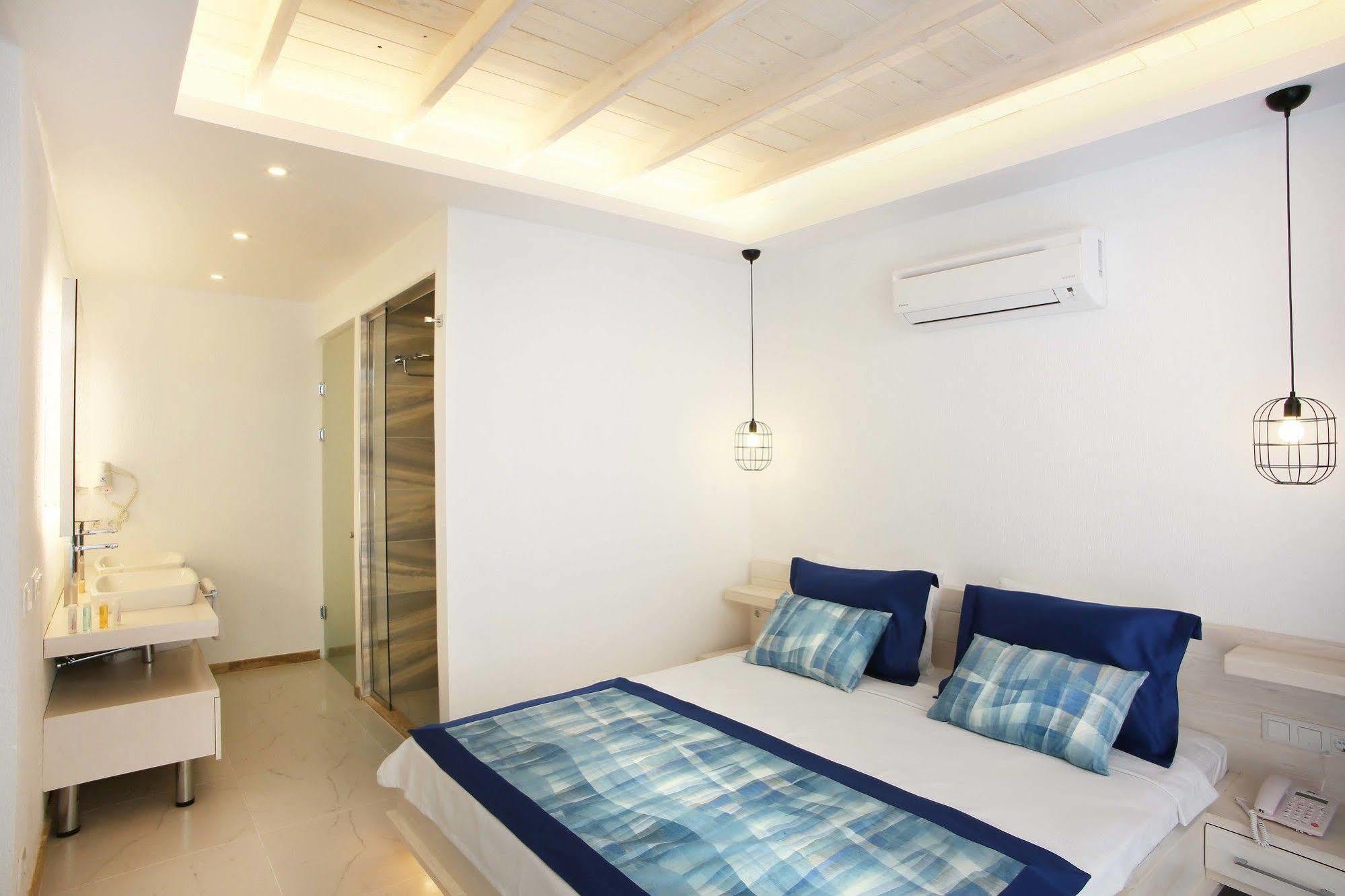 Nur Beach Hotel Kaş Exteriör bild